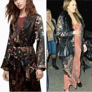 Aritzia Wilfred pilier silk robe Duster jacket xs